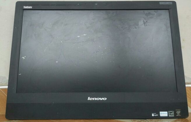 Lenovo ThinkCentre PC in Monitor