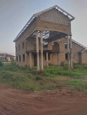 Uncompleted Building for sale at oyibi