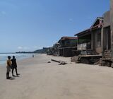 Direct Old Uncompleted Beachfront House=Kokrobite