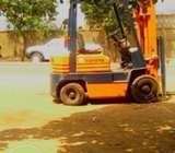 Toyota Forklift Machine (Very Strong)