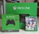 Xbox one(1)+2Pads+Fifa 16