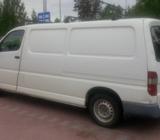 Toyota HIACE 2000