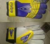 Goalkeeper Gloves-Mitre