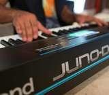 Roland Juno-DS88 Synthesizer